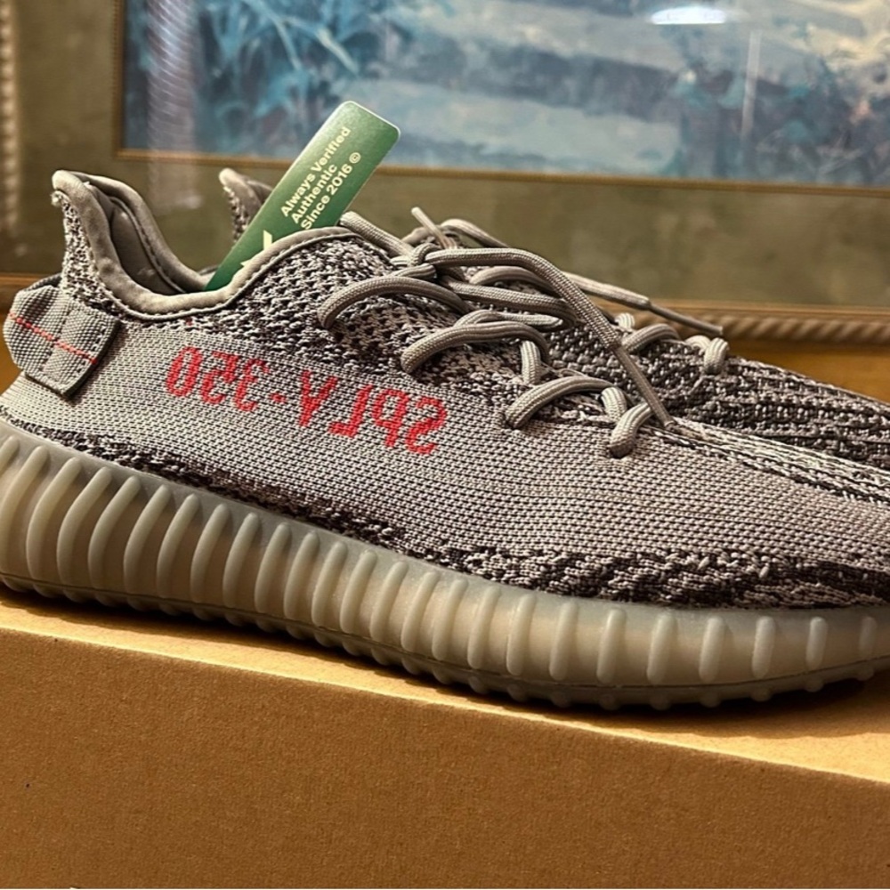 Beluga Yeezy Boost 350 V2 Sneakers